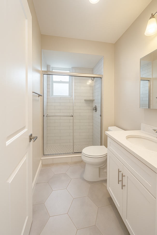Building Photo - Riverside Estates Apartment Homes