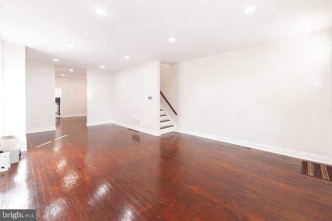 Building Photo - 7133 Yocum St