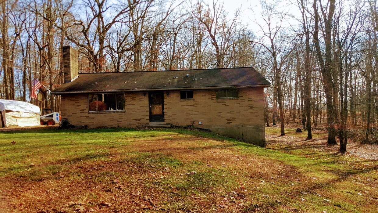 Primary Photo - 5175 McCandless Rd