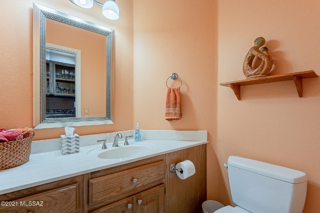 Building Photo - 38355 S Golf Course Dr
