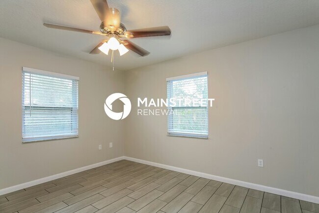 Foto del edificio - 4 Bedroom Pet-Friendly Home in Spring Hill...