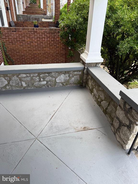 Primary Photo - 2807 Presstman St