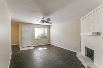 Building Photo - 9036 Kerrwood Ln