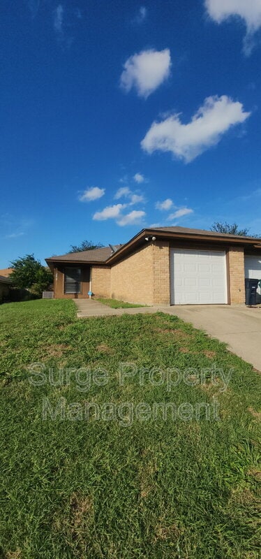 Building Photo - 6721 Loma Vista Dr