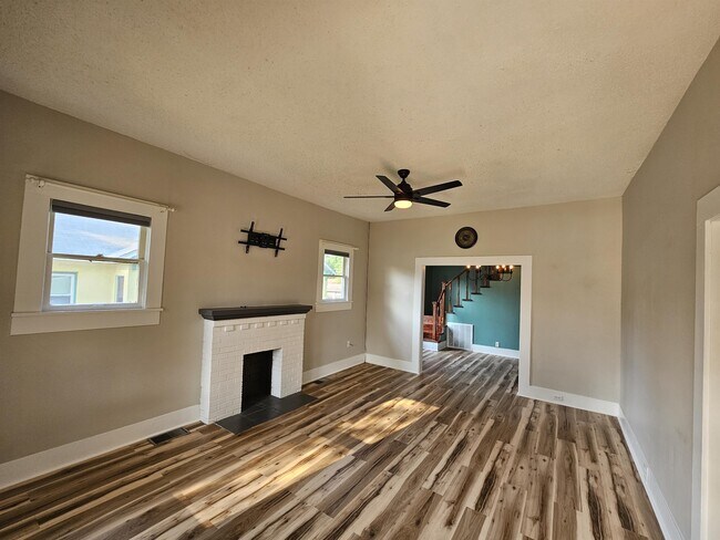 Foto del edificio - 2312 Pecan St