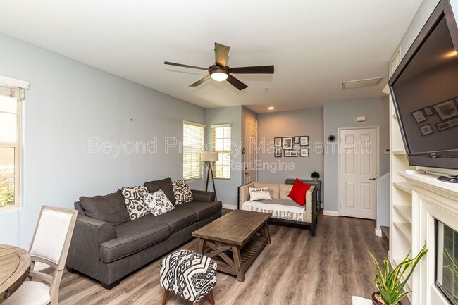 Building Photo - 2616 Bellezza Dr