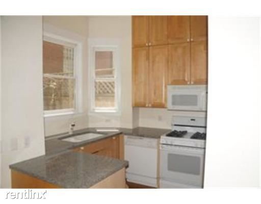 Building Photo - 3 br, 2.5 bath  - 6 Russell St