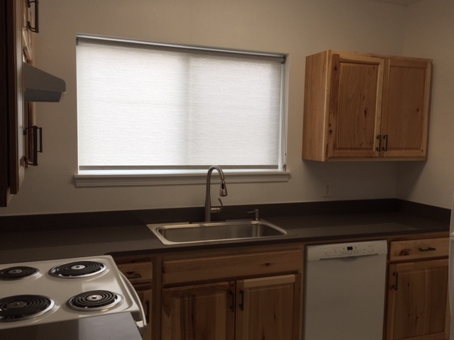 Brand new kitchen - 10485 N Boyer Rd