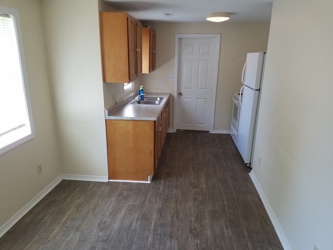 Kitchen and Breakfast Nook - 1002 E 21st St