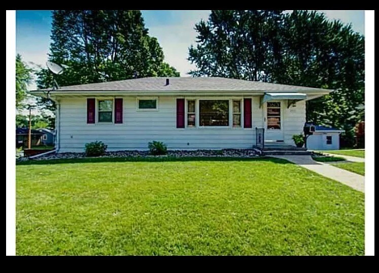 Primary Photo - 3901 SW 7th St