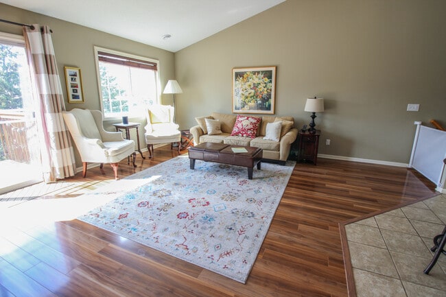 Building Photo - 15284 Flower Way