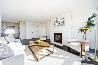 Interior Photo - Hubbard Park Place