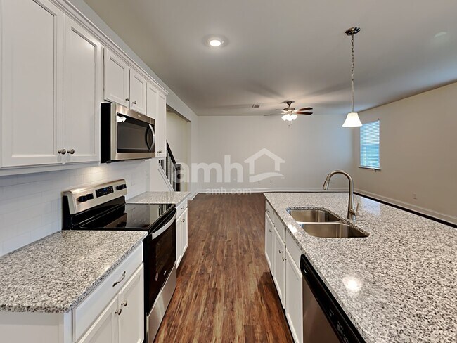 Foto del edificio - 825 Headland Way