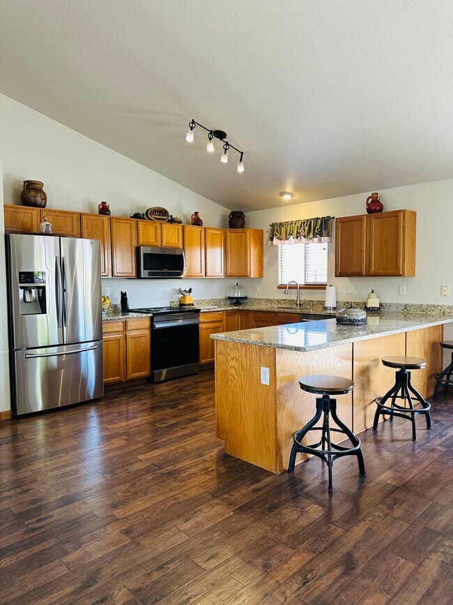 Foto del edificio - 3801 Ironhorse Dr