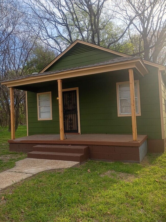 Foto del edificio - 3 bedroom 2 bath home at an affordable price