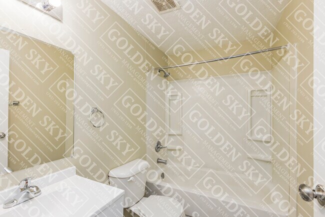 Photo - 3535 Alpine Pl House