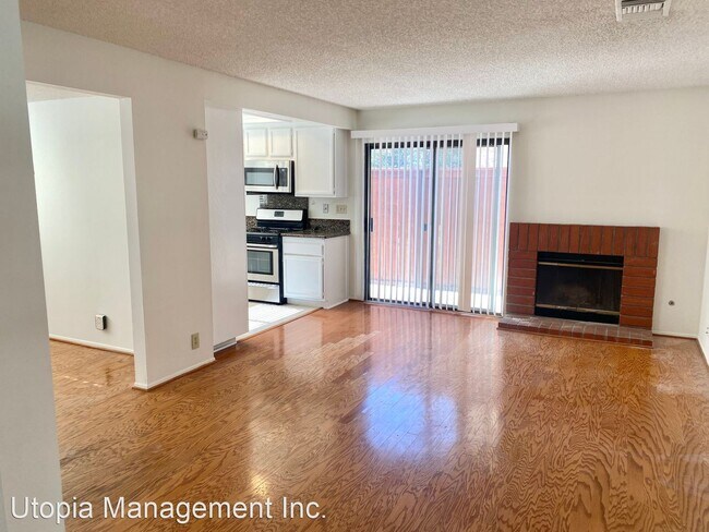 Building Photo - 3 br, 2.5 bath House - 6820 Falconview Lane