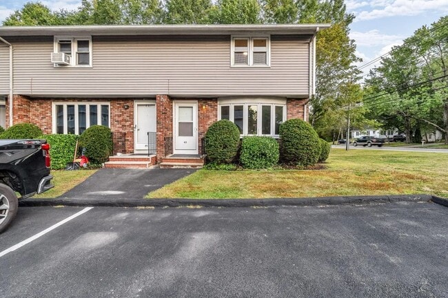 Building Photo - 375 Bridgton Rd