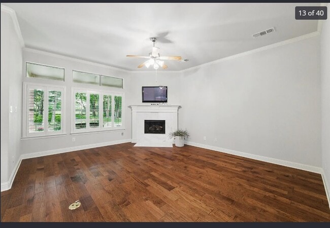 Foto del edificio - 231 Pine Valley Ct