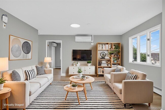 Foto del edificio - 48 Rockaway Ave