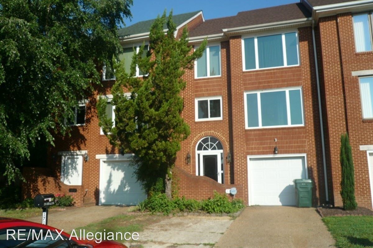 Primary Photo - 3 br, 3.5 bath House - 1719 N. RIVER CREEK-JB