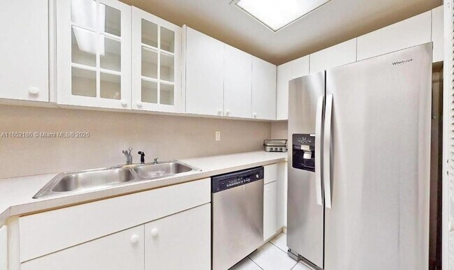 Foto del edificio - 5050 NW 7th St