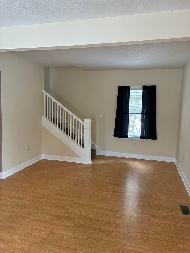 Foto del edificio - 56 Parrish St