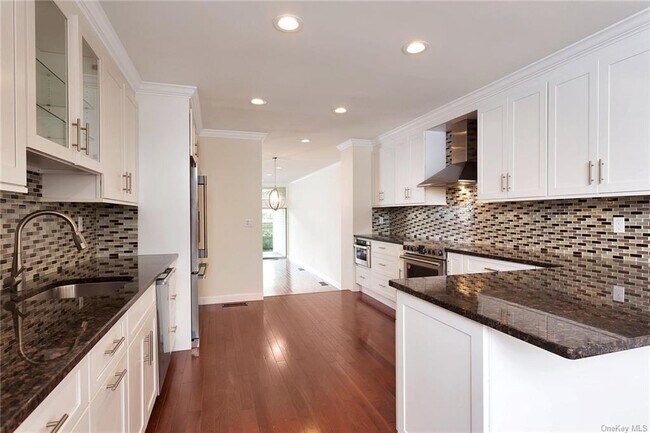 Foto del edificio - 8 Waterside Close