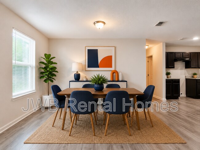 Foto del edificio - 8415 Berry Ave
