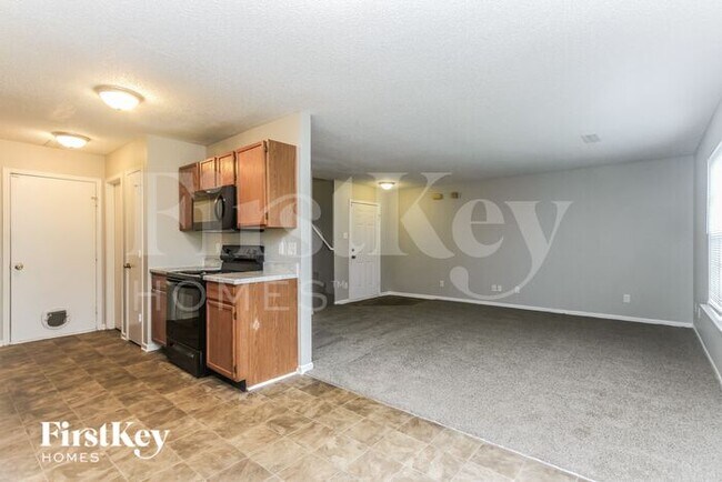 Foto del edificio - 6606 Black Antler Dr