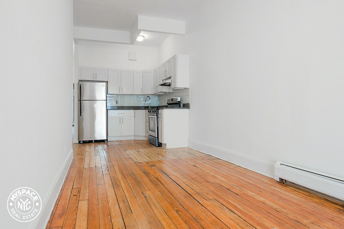 Building Photo - 809 Classon Ave