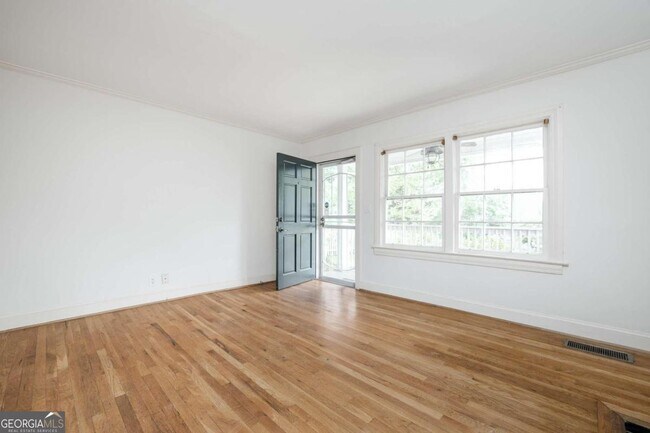 Foto del edificio - 545 Oakdale Rd NE