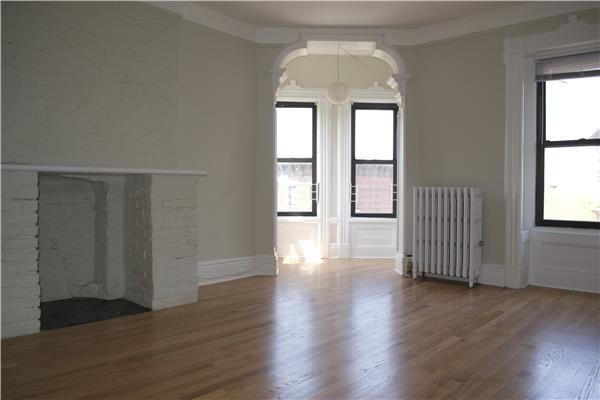 Foto principal - 215 Garfield Place
