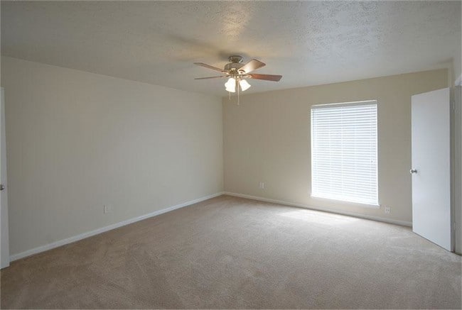 Building Photo - 9706 Kemp Forest Dr