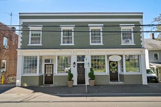Building Photo - 60 Pemberwick Rd