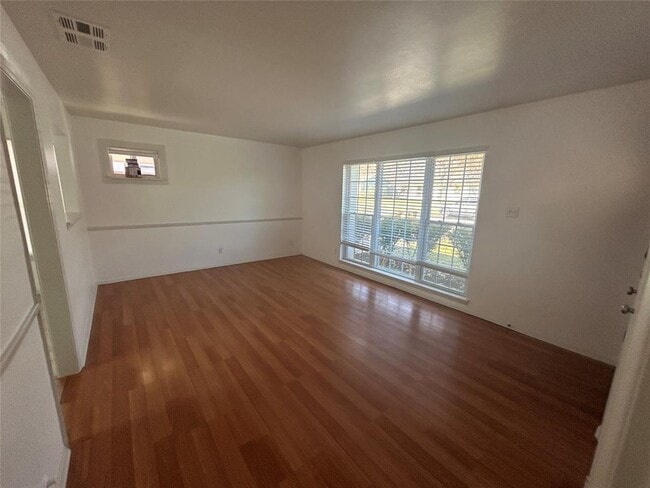 Building Photo - 5301 Ravensdale Ln