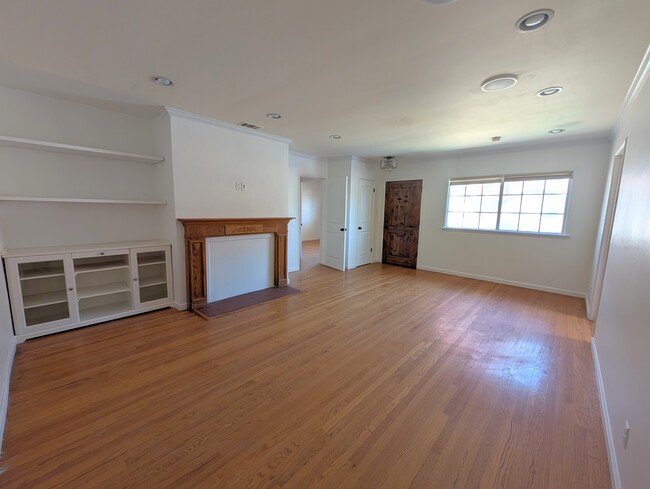 Sala de estar - 2009 Heather Dr
