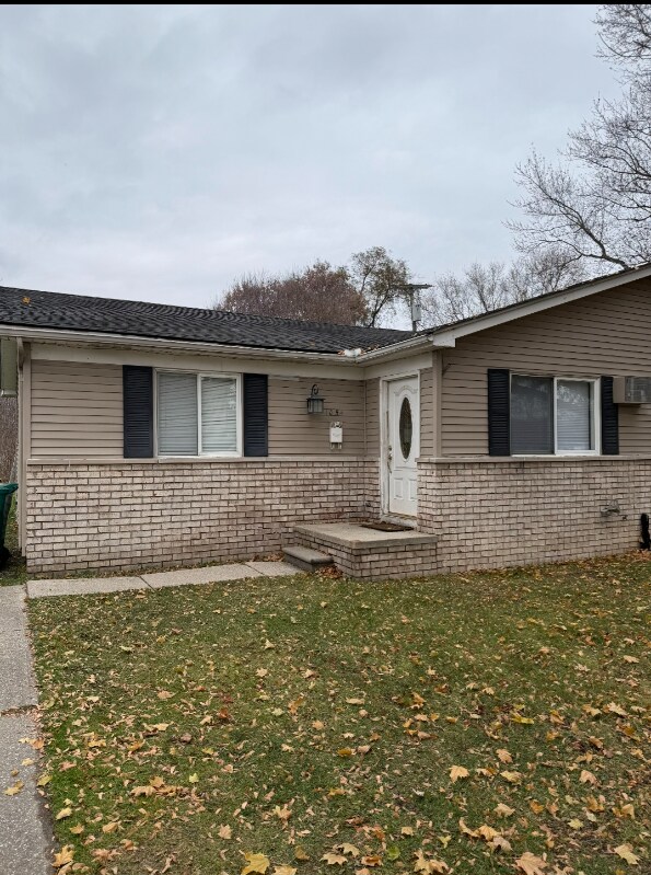 Building Photo - 1054 Fred W Moore Hwy