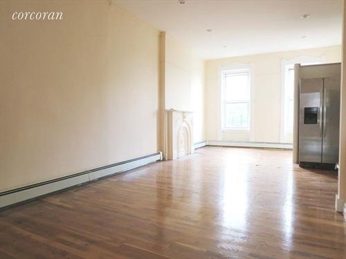 Foto principal - 421 Greene Ave