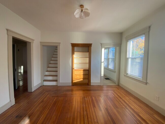 Foto del edificio - 337 Fairview Ave