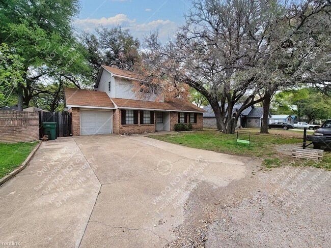 Foto del edificio - 3 br, 2 bath House - 10 Sycamore Ct