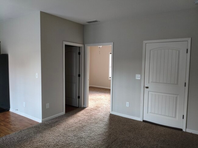 Building Photo - 113 Flagler Way