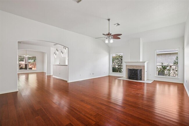 Foto del edificio - 11736 Dunfries Ln