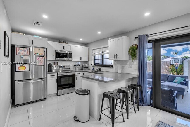 Foto del edificio - 5725 SW 132nd Ct