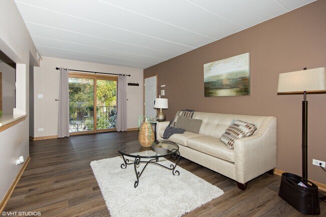 Foto del edificio - 616 E 5th Ave