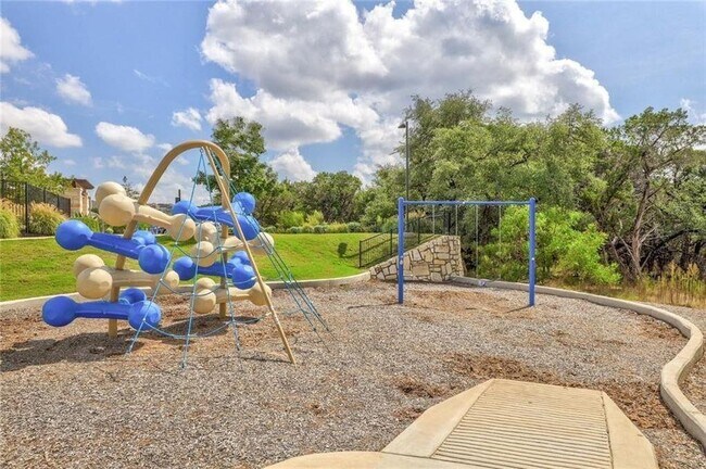 Building Photo - 5724 Siragusa Dr
