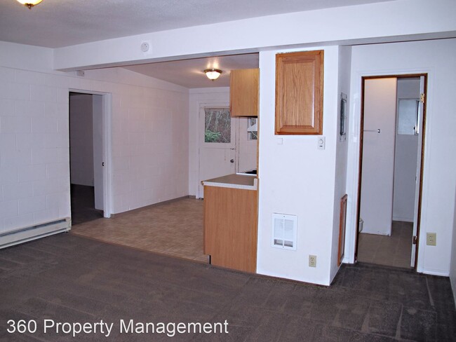 Foto del edificio - 3125 N Oak Harbor Rd