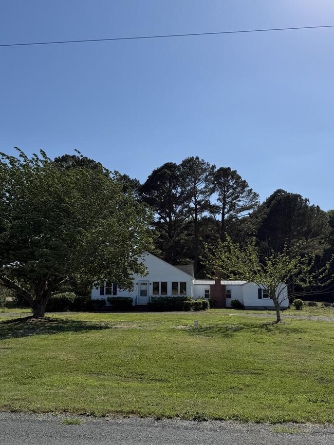 Building Photo - 16424 Savage Neck Rd