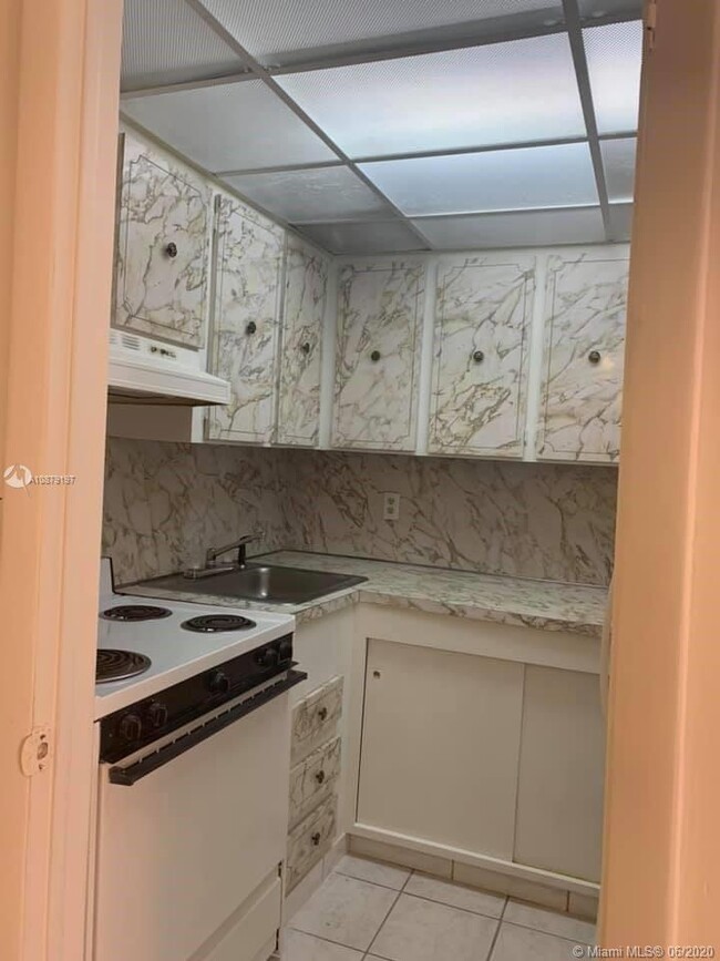 Foto del edificio - 5050 NW 7th St