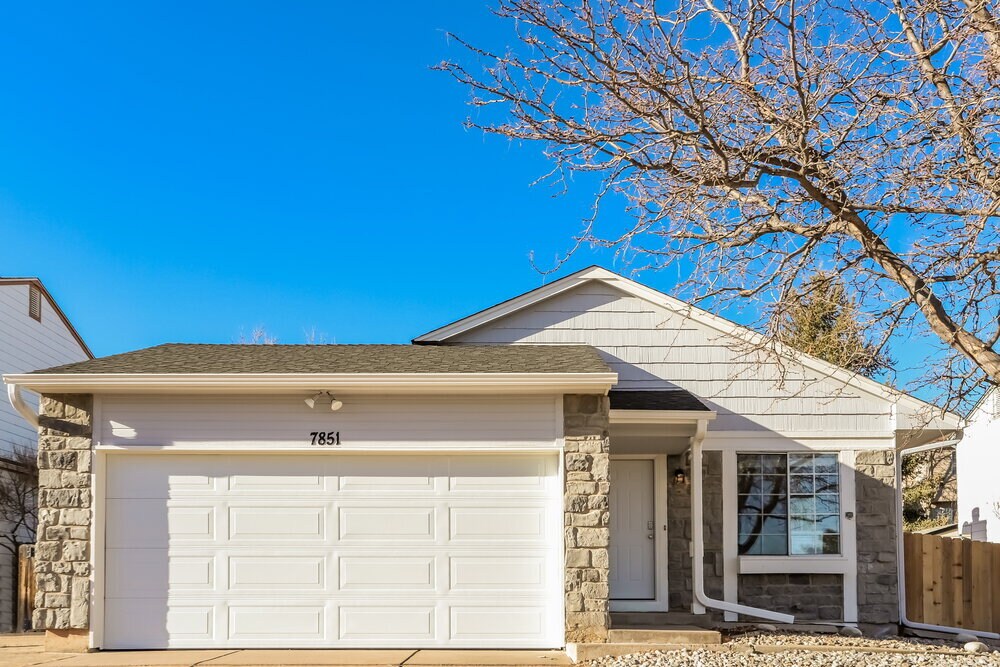 Foto principal - 7851 Kyle Way